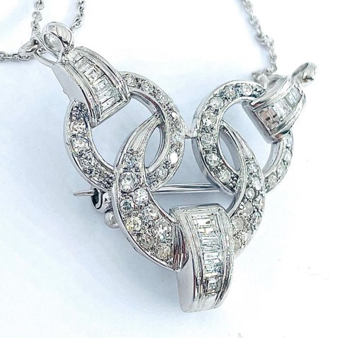 Women's white gold necklace with diamonds - 3