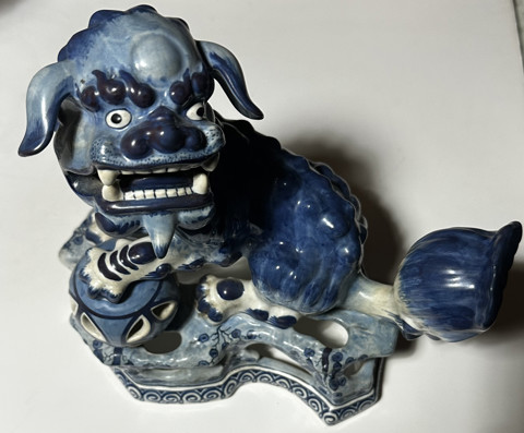 Three-Piece Delft Blue Porcelain Clock Garniture - 9