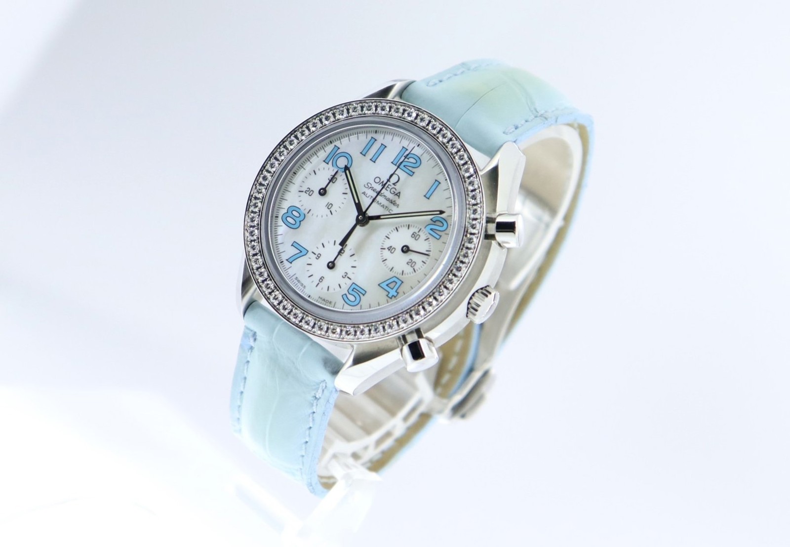 OMEGA Speedmaster Ladies’ Chronograph, MOP Dial