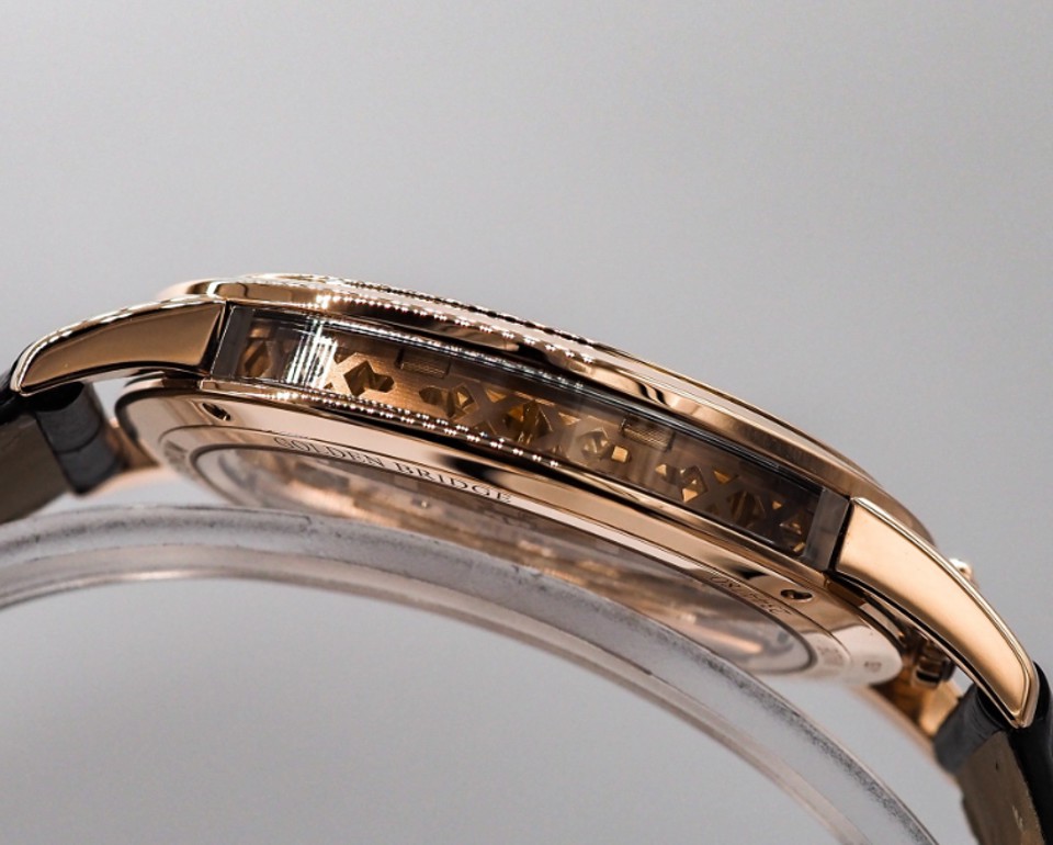 Golden Bridges 43 18K Rose Gold