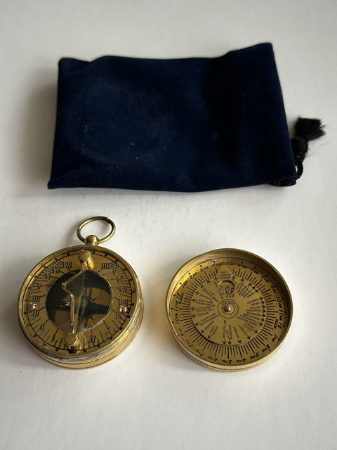 Complete coronation set 1953 – medal, palace letter, case and period sun compass - 9