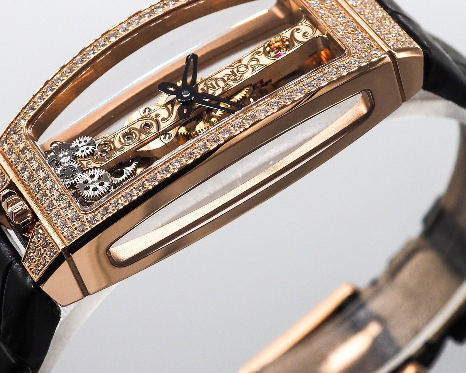 Golden Bridge Miss Rose Gold & Diamonds