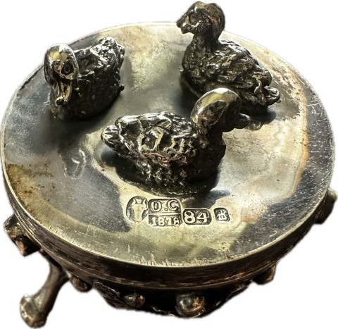 Russian silver egg featuring wild birds - 4