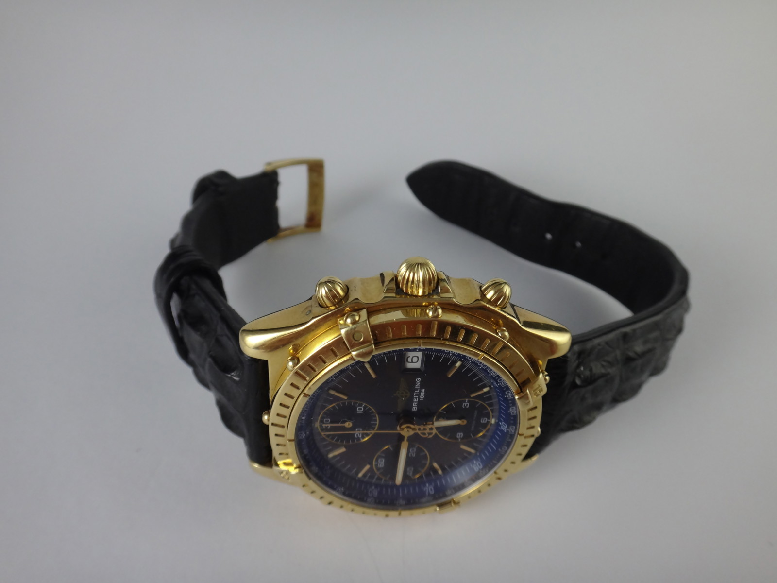 BREITLING – 18K SOLID GOLD CHRONOGRAPH