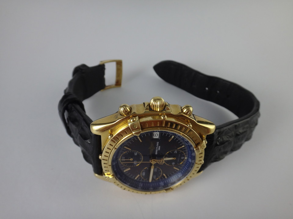 BREITLING – 18K SOLID GOLD CHRONOGRAPH