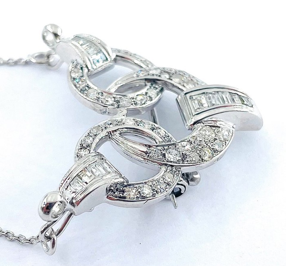 Women's white gold necklace with diamonds