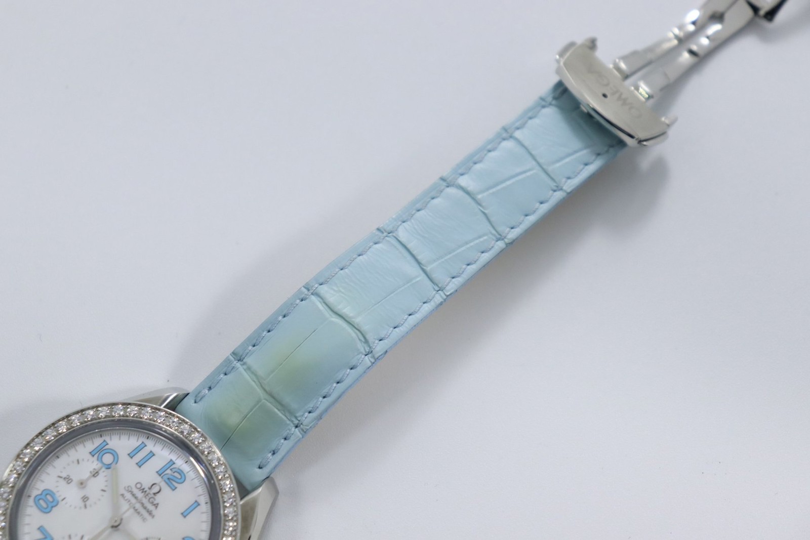 OMEGA Speedmaster Ladies’ Chronograph, MOP Dial